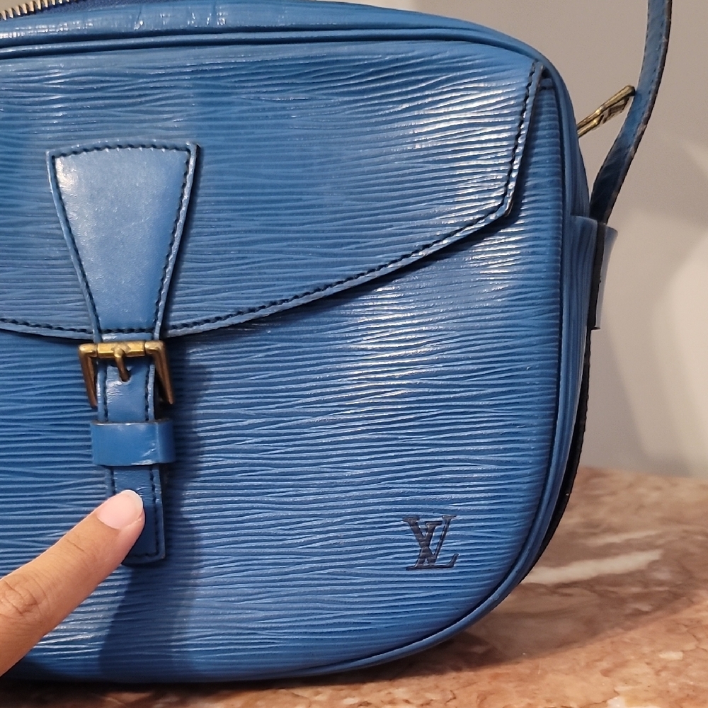 Louis Vuitton Jeune Fille Toledo Blue Epi Leather Bag - Picture 2 of 16